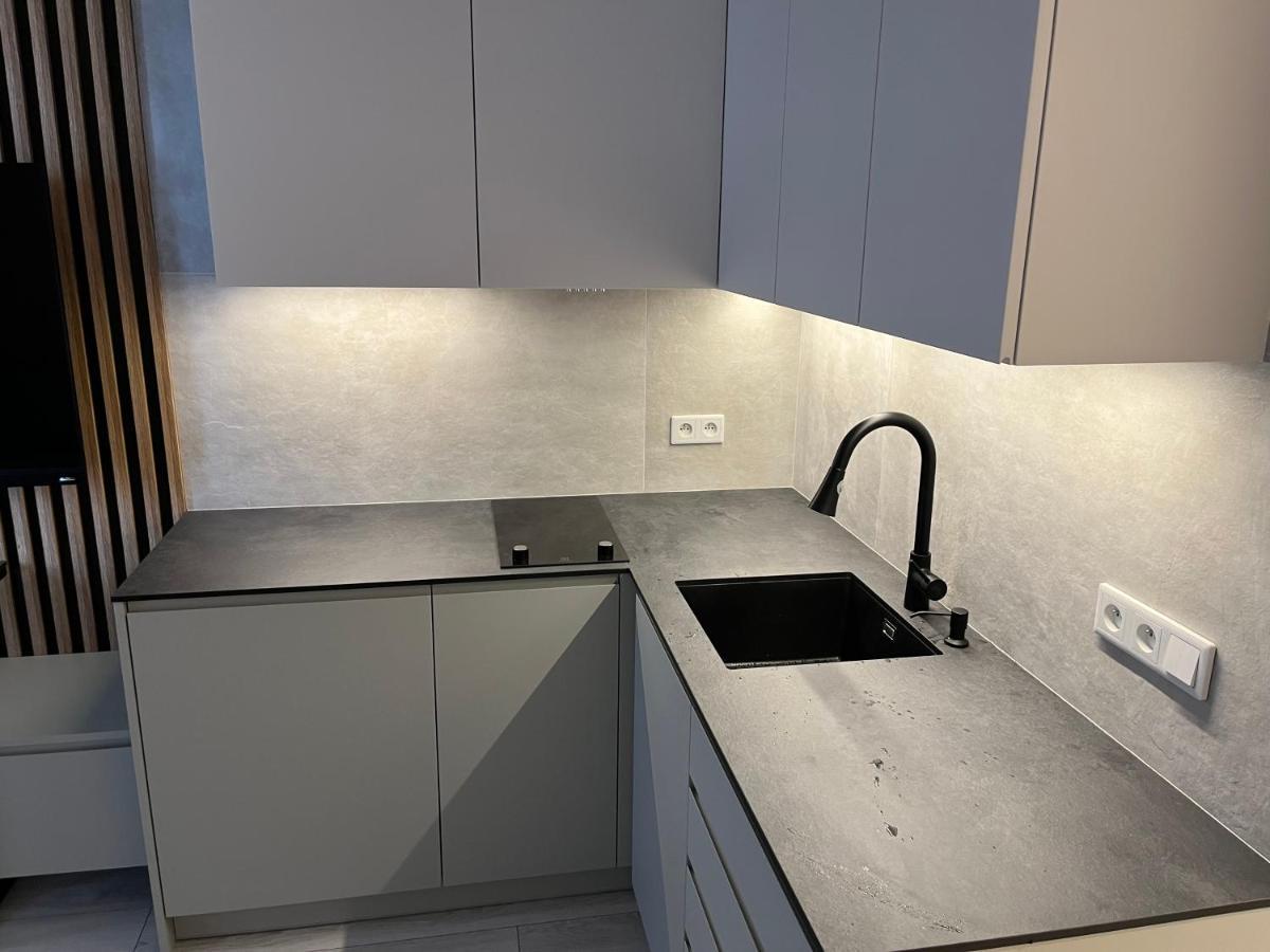 Warsaw Home Suites エクステリア 写真