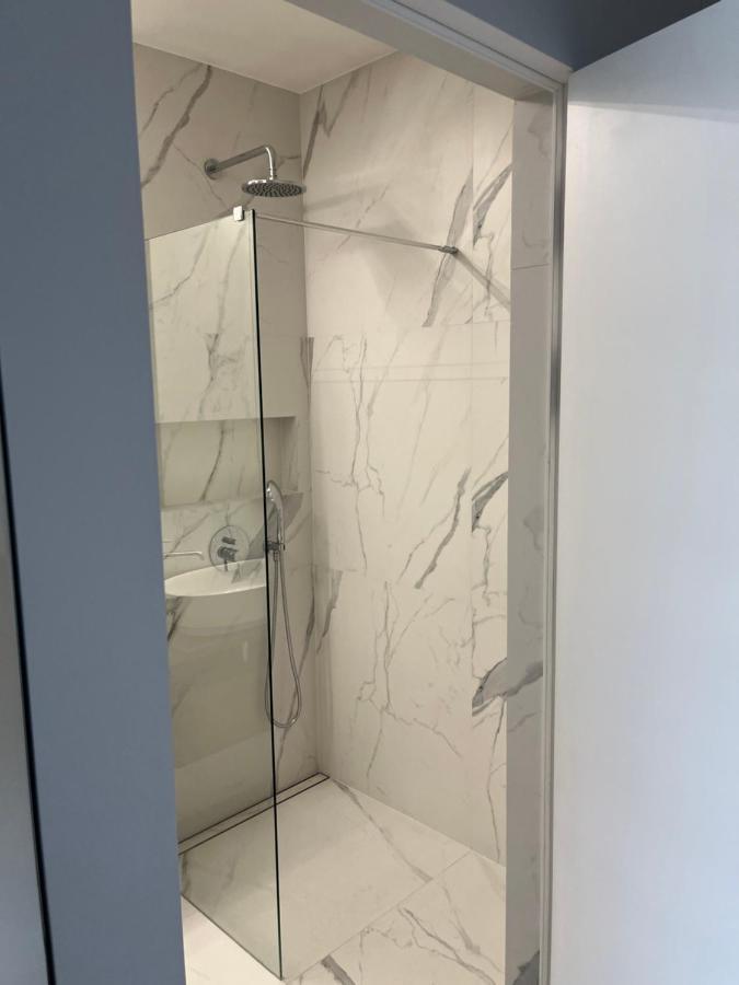 Warsaw Home Suites エクステリア 写真