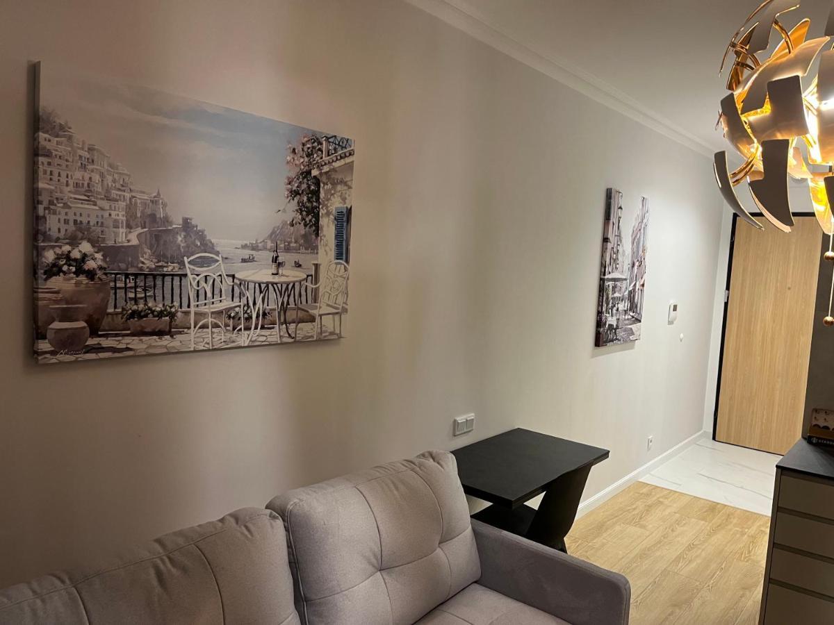 Warsaw Home Suites エクステリア 写真