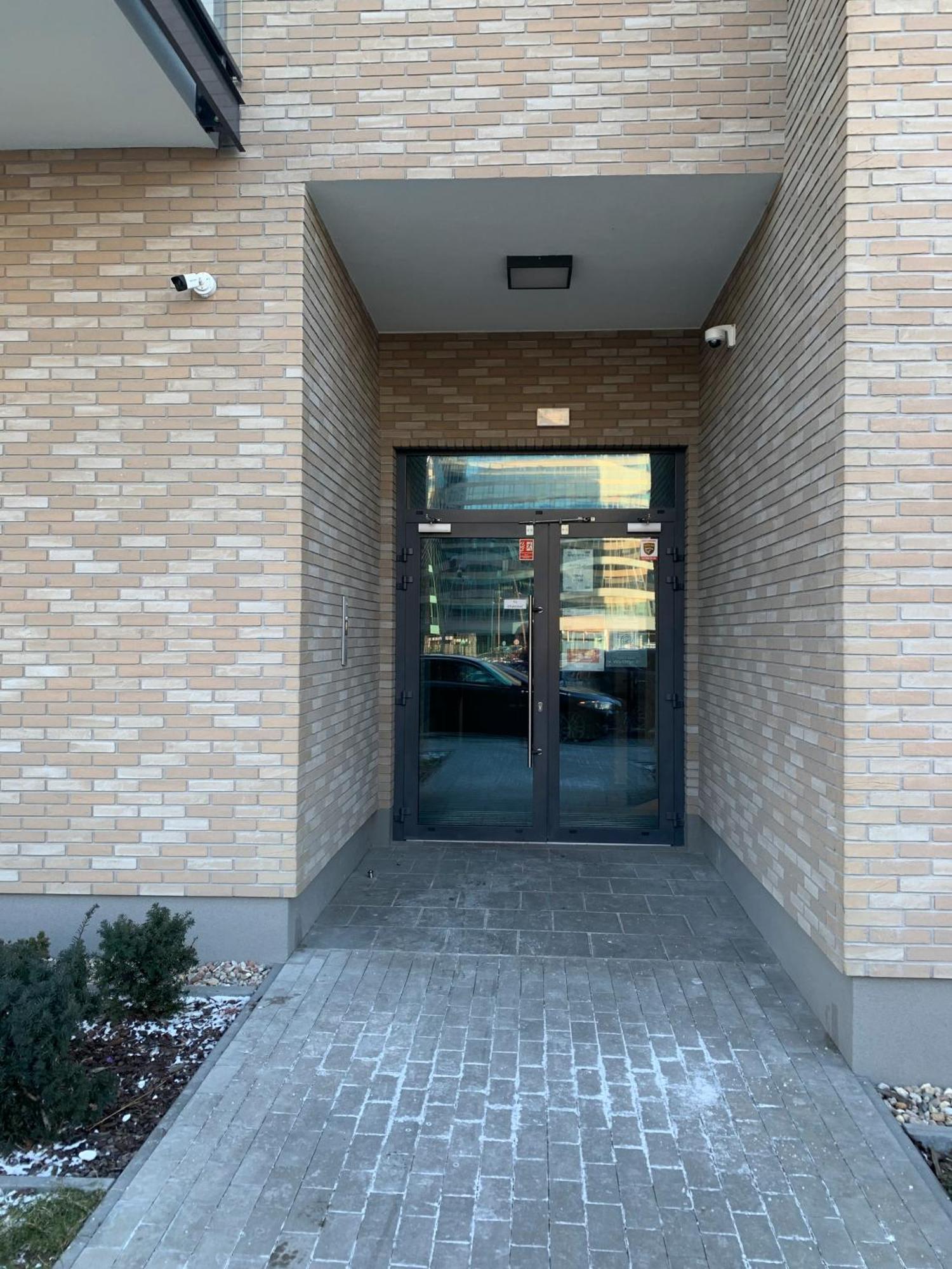 Warsaw Home Suites エクステリア 写真
