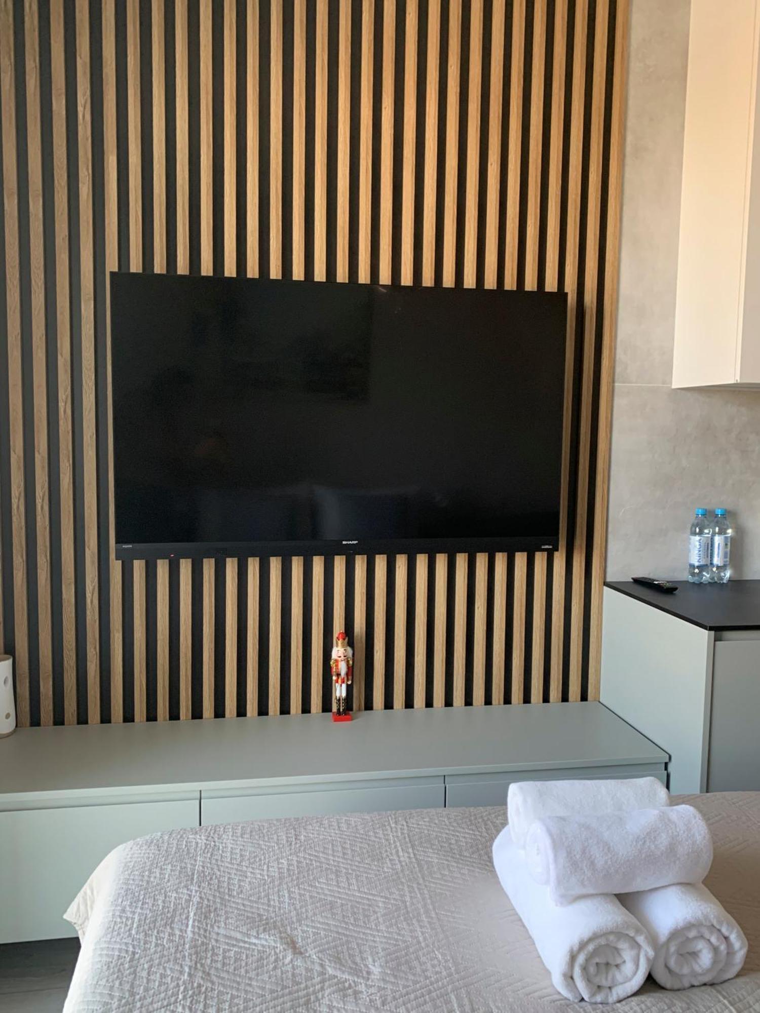 Warsaw Home Suites エクステリア 写真
